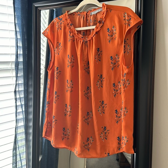 Tops - Daniel Rainn orange floral top XL
